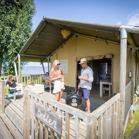宾斯霍滕 Jachthaven Nieuwboer酒店 外观 照片